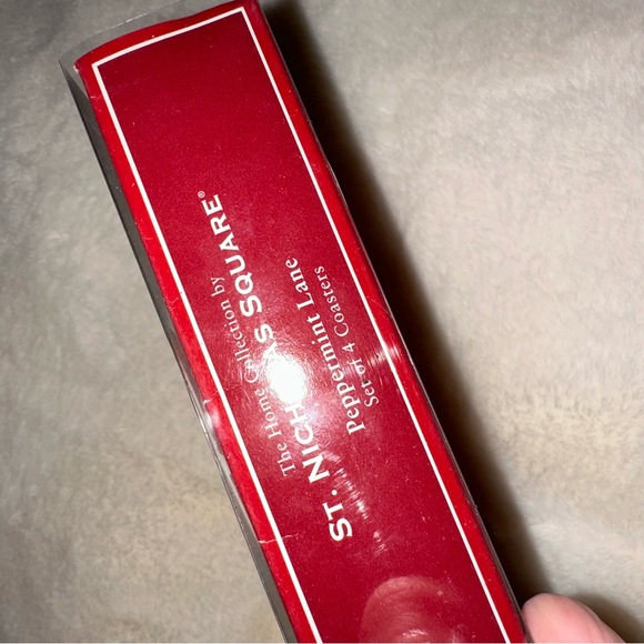 Red snowman set of four new unused in package coasters - Picture 2 of 3